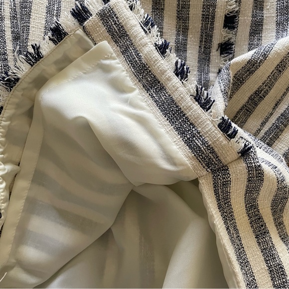 Banana Republic Navy and White Stripe Tweed Pencil Skirt - Picture 3 of 7